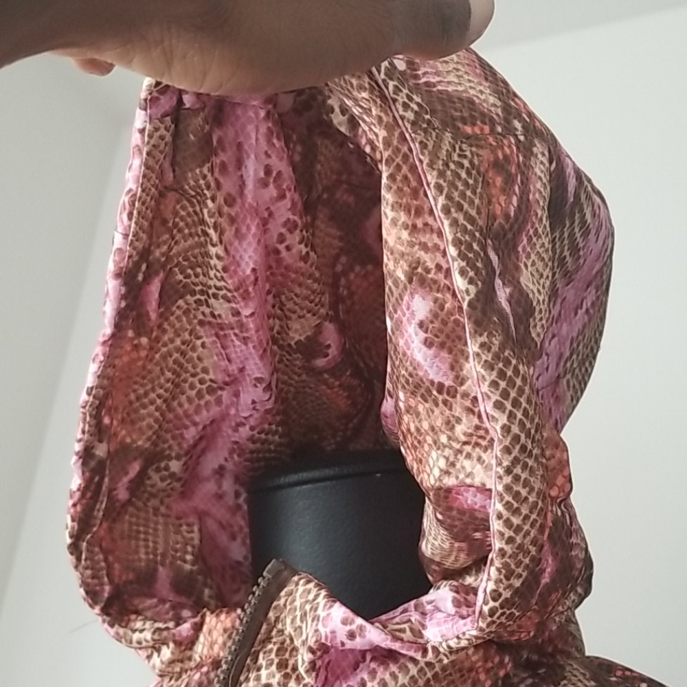 ❄ Python Hooded Puffer - Picture 5 of 7